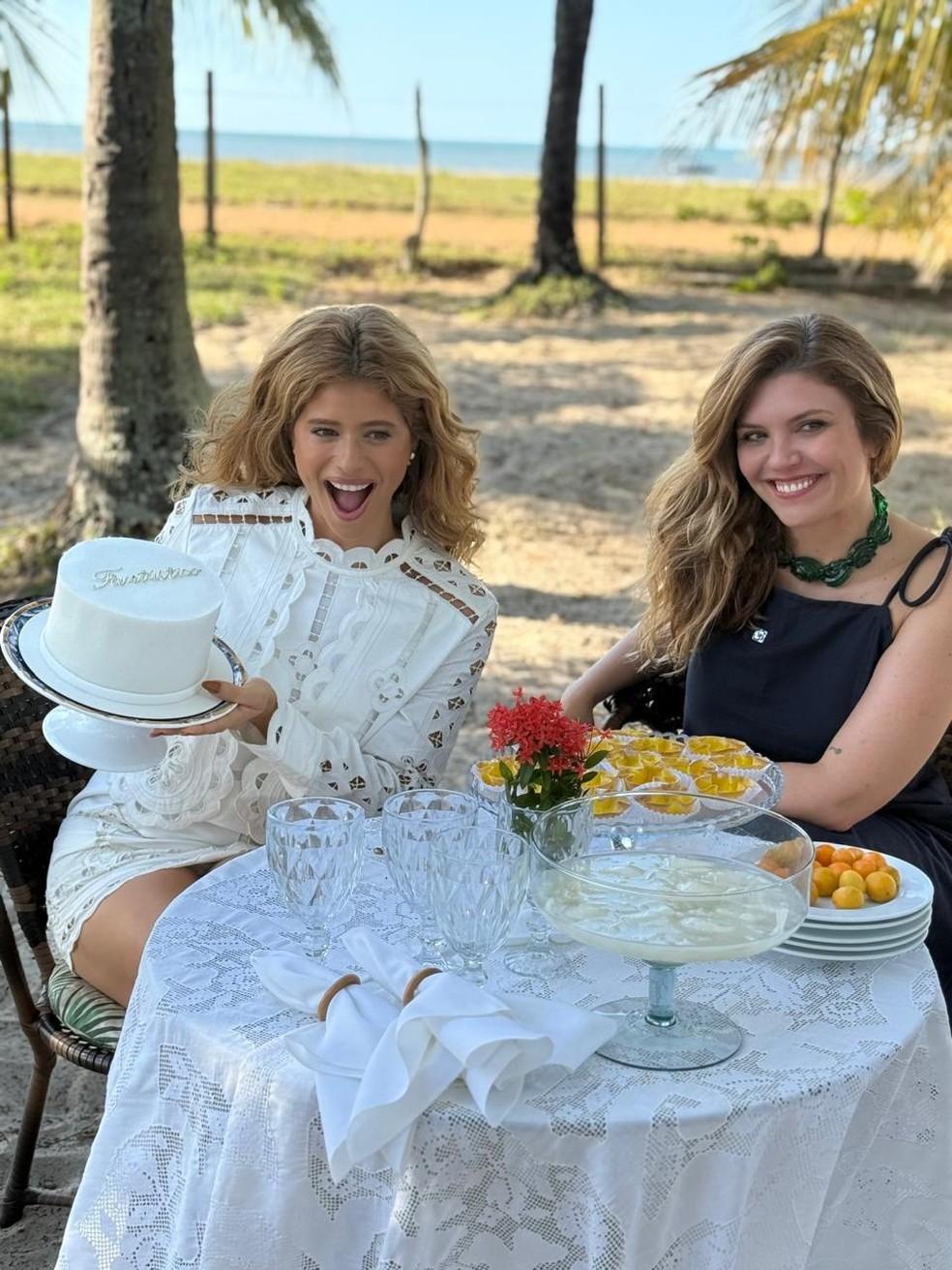 Isadora Cruz e Ana Carolina Raimundi — Foto: Fantástico