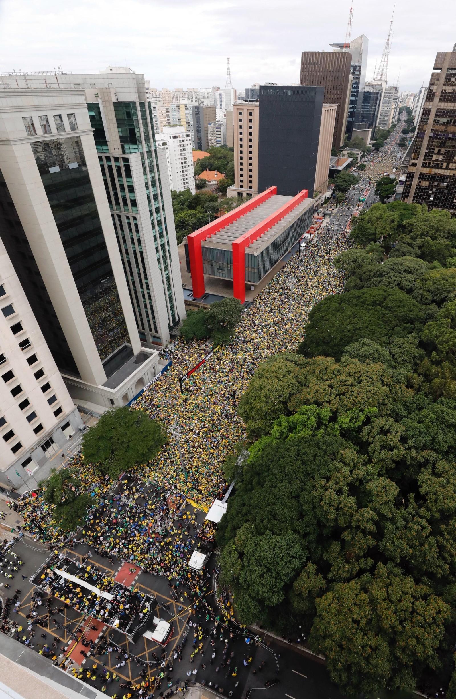 Momento do discurso de Jair Bolsonaro durante ato na Avenida Paulista