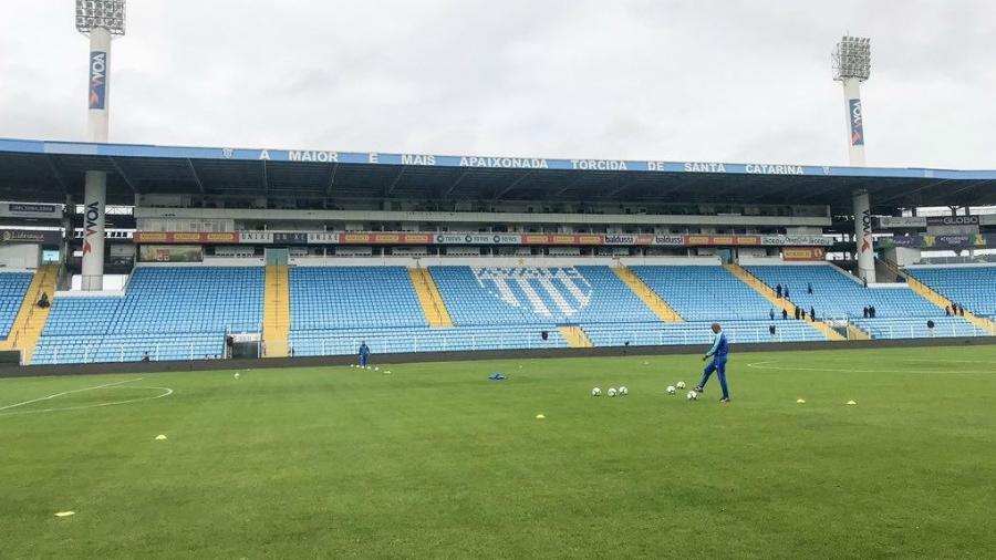 Estádio da Ressacada em dia de jogo