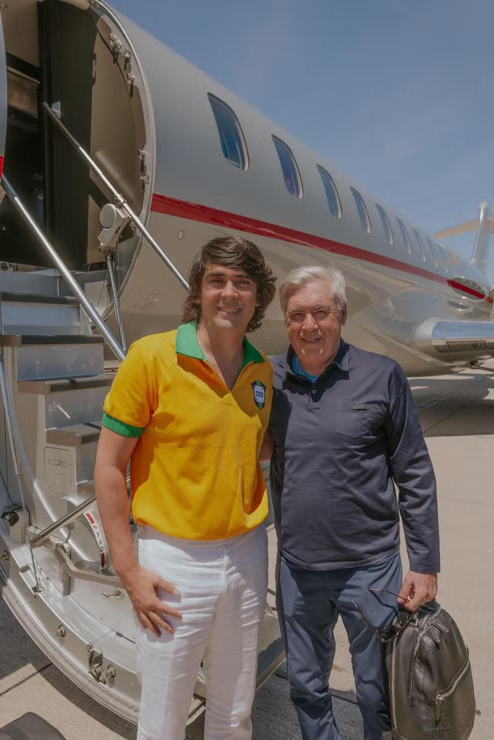 Carlo Ancelotti embarca para o Brasil