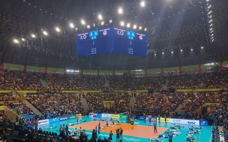 Final da Superliga Masculina de Vôlei atrai grande torcida no Ibirapuera