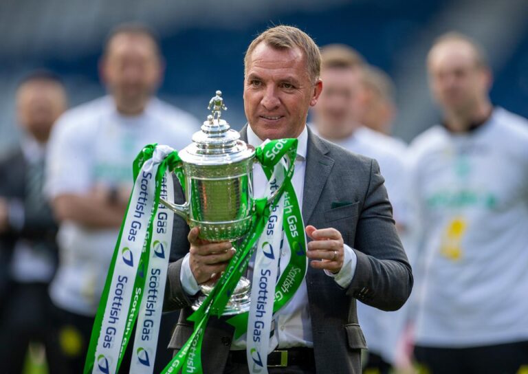 Brendan Rodgers se prepara para a final da Copa da Escócia com escolhas decisivas no time do Celtic