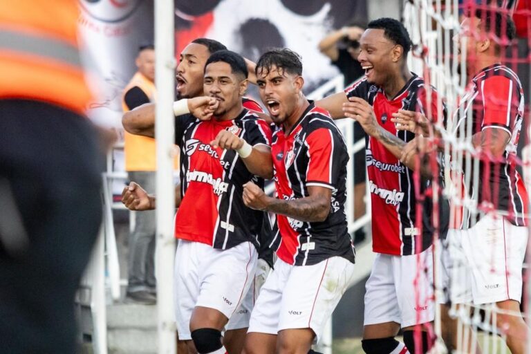 Joinville conquista liderança ao vencer o Azuriz na Série D