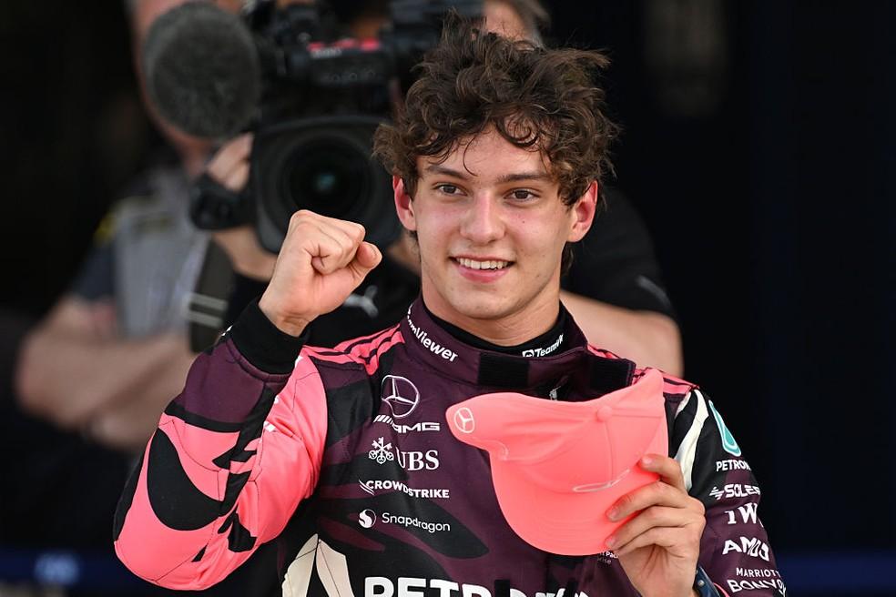 Andrea Kimi Antonelli comemora pole sprint do GP de Miami da F1 em 2025