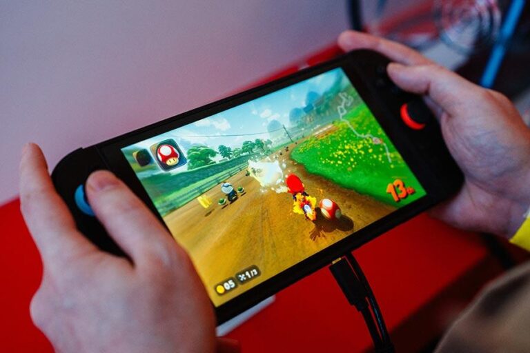 PS5 Domina o Mercado de Consoles em 2025, Enquanto o Switch Surpreende