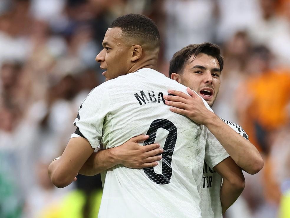 Mbappé comemora seu gol pelo Real Madrid contra a Real Sociedad