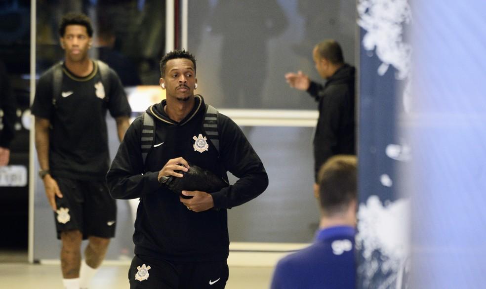 Jô antes de Corinthians x São Paulo