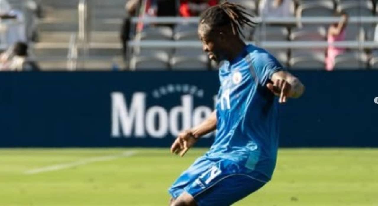 Jogadores do Haiti em campo