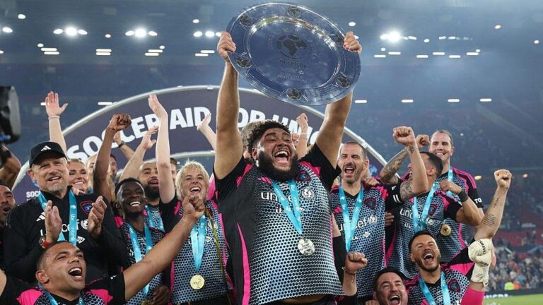 Big Zuu brilha e leva vitória ao World XI no Soccer Aid 2025