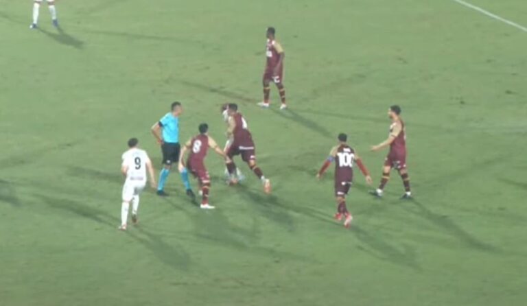 Confusão marca jogo entre Portuguesa e Nova Iguaçu na Série D do Campeonato Brasileiro