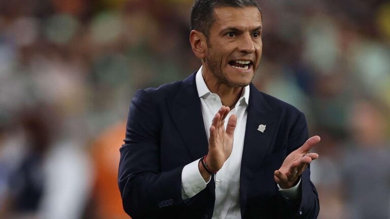 Pachuca se prepara para o Mundial de Clubes 2025 sob comando de Jaime Lozano