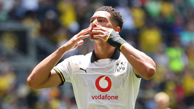 Jobe Bellingham brilha com primeiro gol pelo Borussia Dortmund no Mundial de Clubes