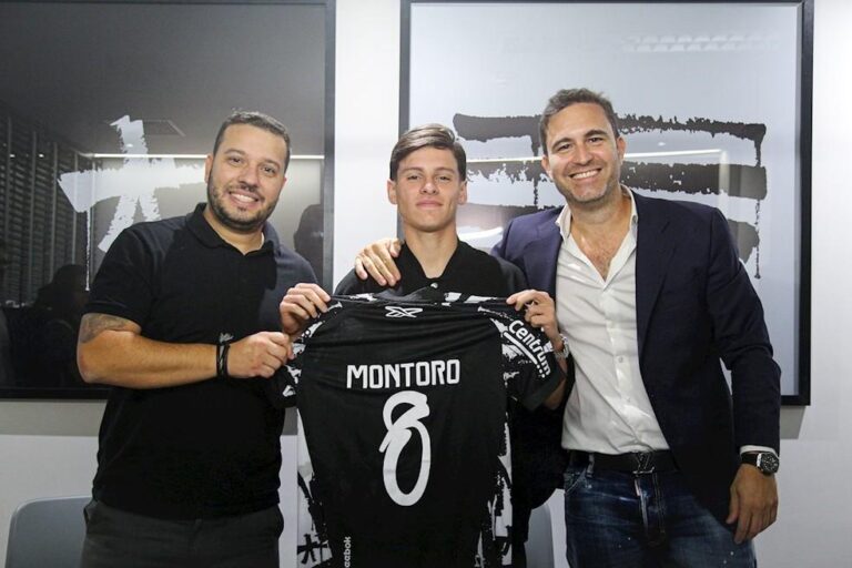 Botafogo confirma a contratação do argentino Álvaro Montoro por R$ 50 milhões