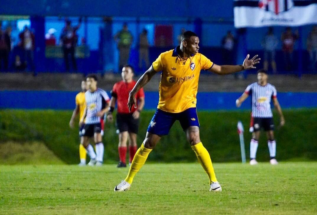 Retrô fica no empate por 0x0 contra o Anápolis.