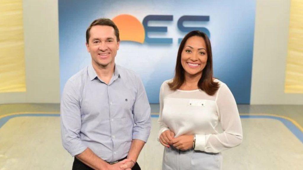 Fabíola de Paula durante apresentação do Bom Dia Espírito Santo na TV Gazeta