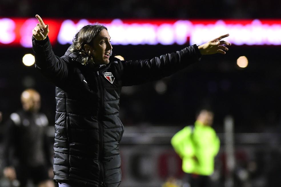 Luís Zubeldía em São Paulo x Vasco