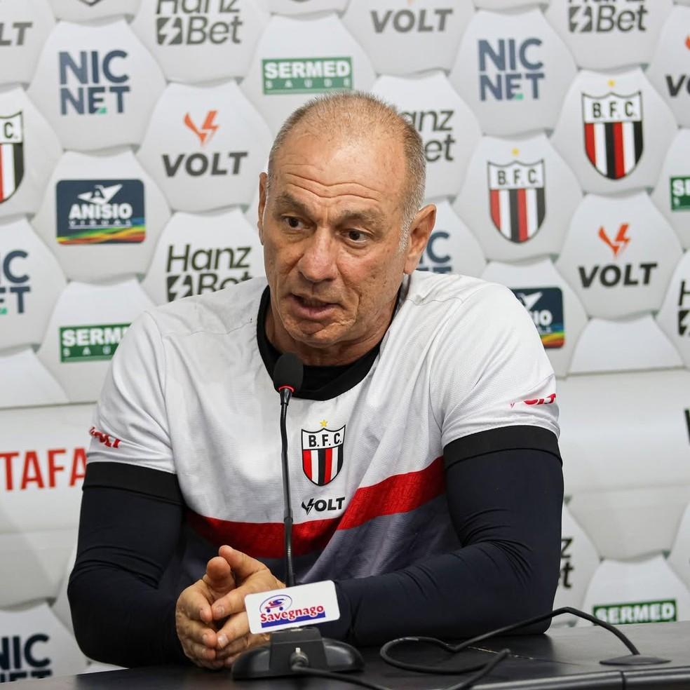 Ivan Izzo, técnico do Botafogo-SP na Copa Paulista