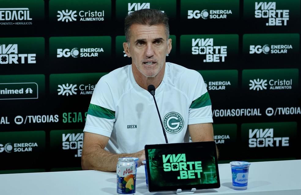 Vagner Mancini comenta derrota para o CRB — Foto: Rosiron Rodrigues / Goiás E.C.