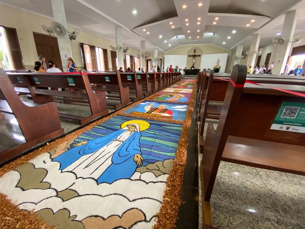 Tapete de Corpus Christi 2025 na Paróquia Nossa Senhora da Candelaria, em Natal