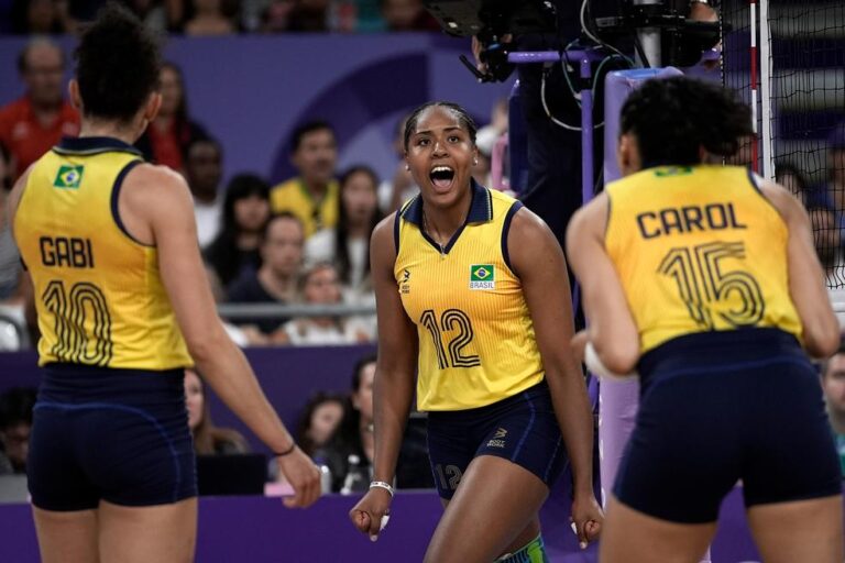 Seleção Brasileira Feminina de Vôlei Estreia na Liga das Nações com Novo Elenco