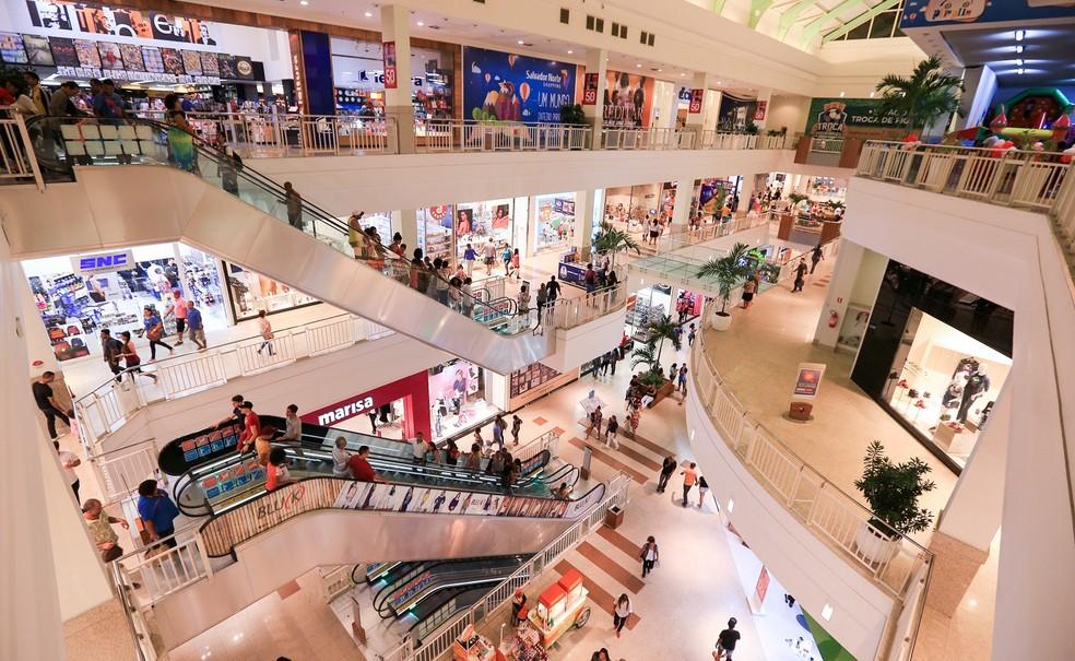 Veja o que abre e fecha no feriado em Salvador