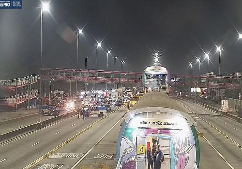 Polícia Militar realiza operação no Complexo de Israel no começo da manhã