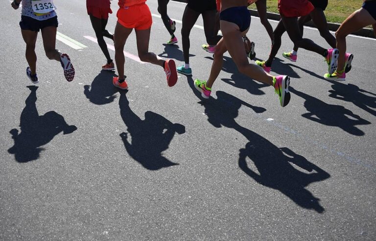 Críticas Marcam os Primeiros Dias da Maratona do Rio 2025