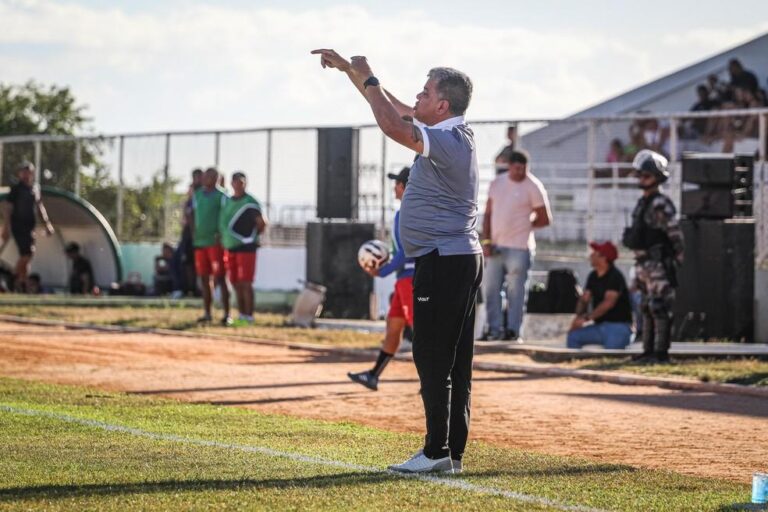 Santa Cruz e Ferroviário se enfrentam em duelo decisivo pela Série D