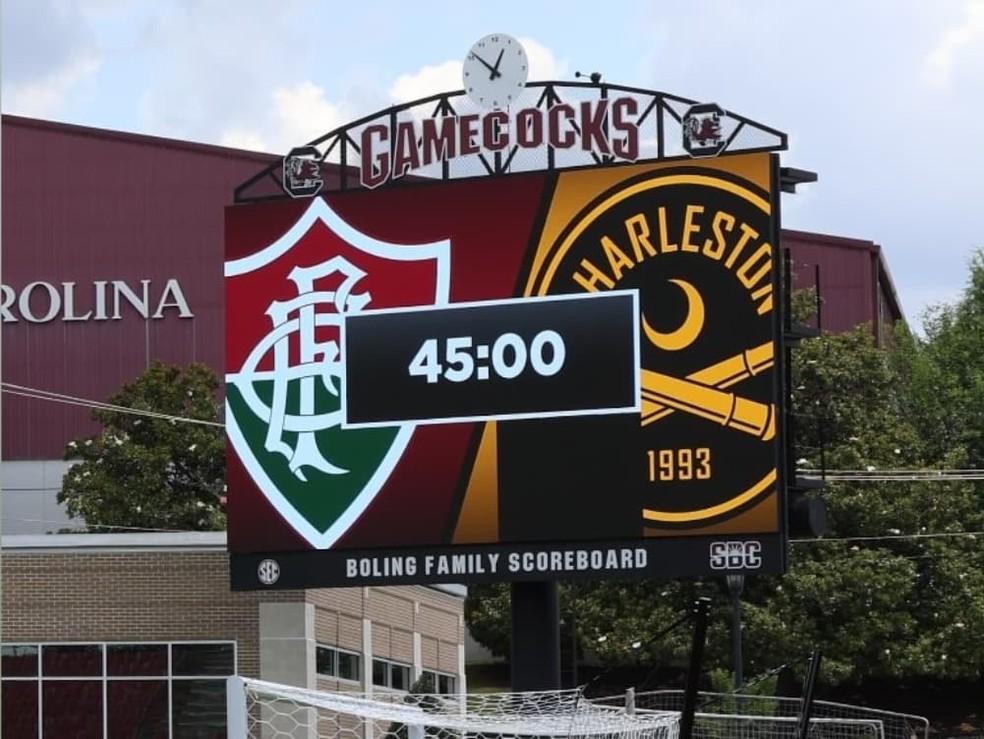 Placar de South Carolina mostrando o duelo entre Fluminense e Charleston Battery