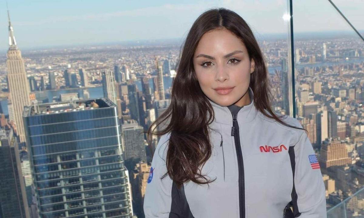 Laysa Peixoto, de 22 anos, tornou-se astronauta e fará parte do voo inaugural da Titans Space.