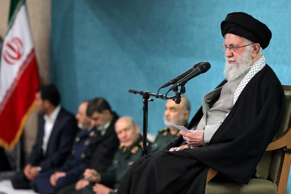 O líder supremo do Irã, aiatolá Ali Khamenei