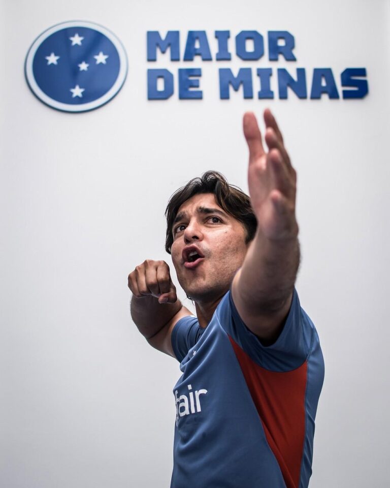 Marcelo Moreno: Ajudou o Cruzeiro emprestando R$ 22 milhões