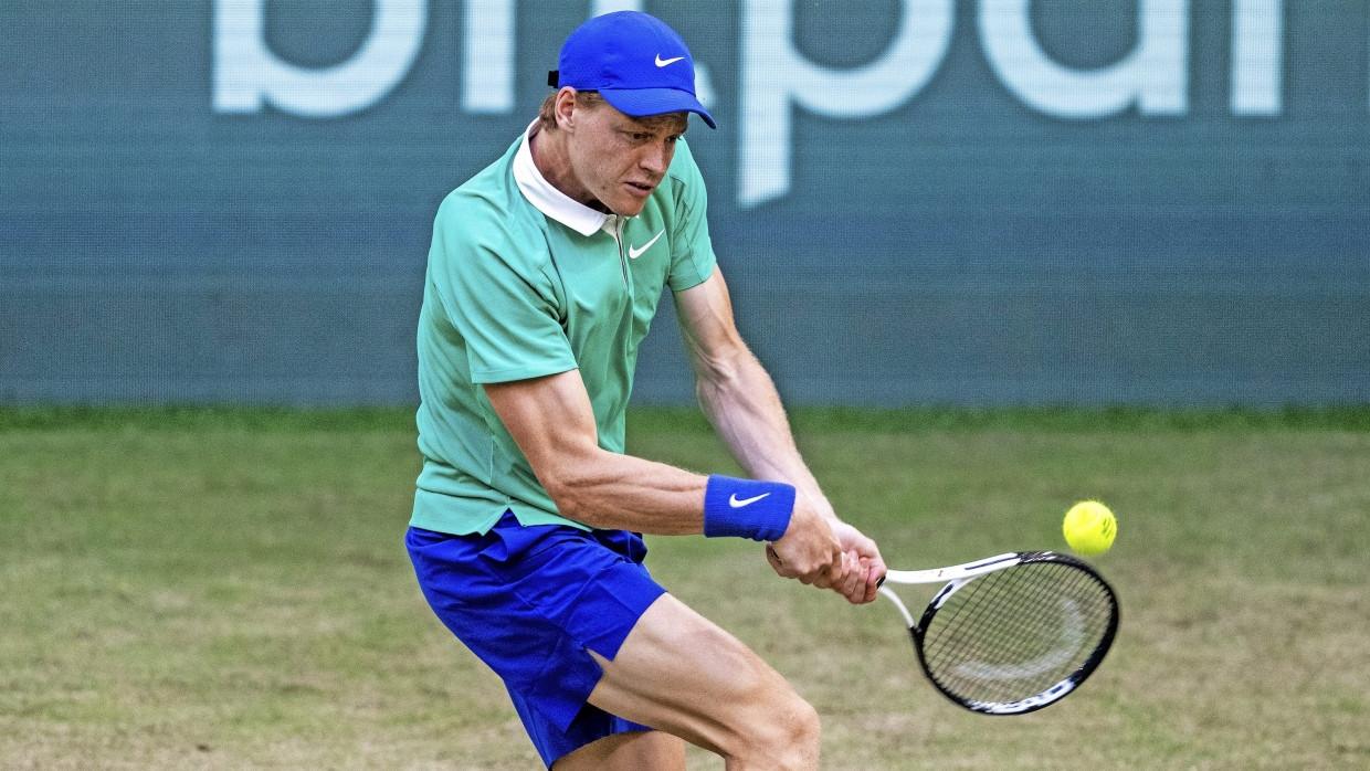 Früh raus in Halle: Tennis-Star Jannik Sinner