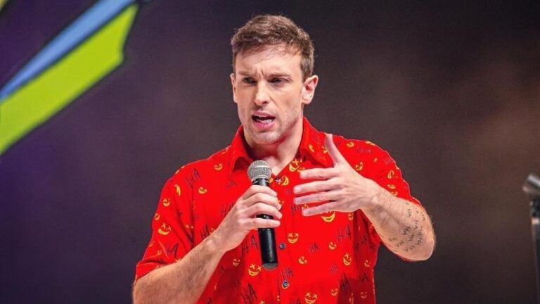 Léo Lins é condenado a 8 anos de prisão por discursos preconceituosos