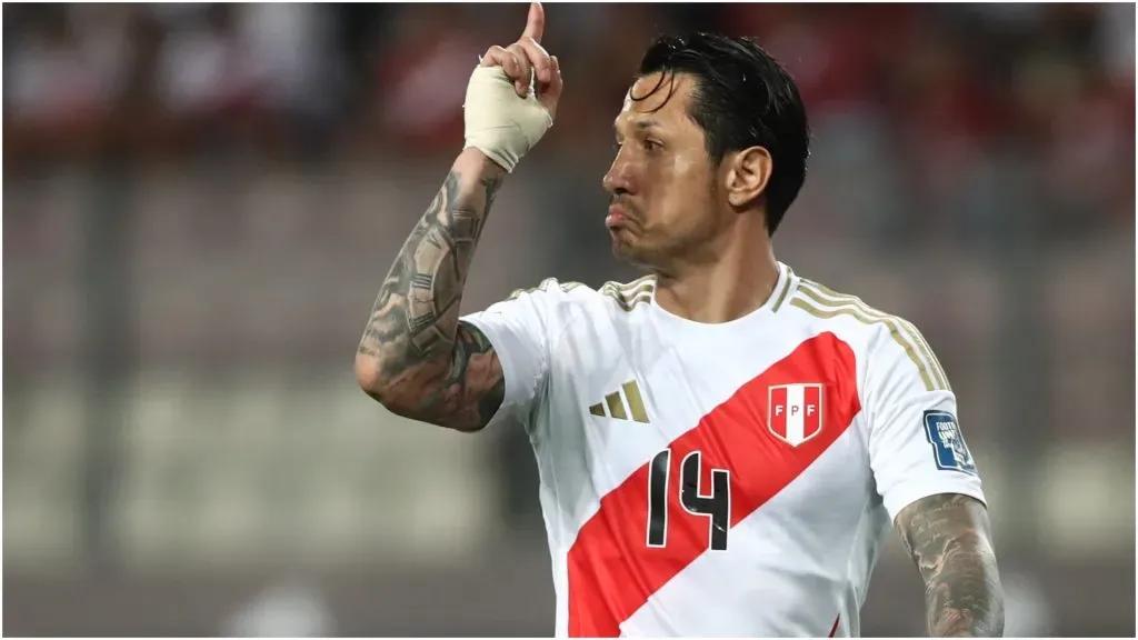 Gianluca Lapadula da seleção do Peru