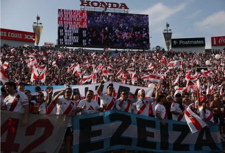 Torcida do River Plate Faz Festa e Empate Anima Mundial de Clubes