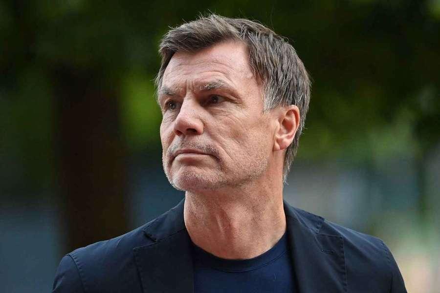 Thomas Helmer acredita no título.