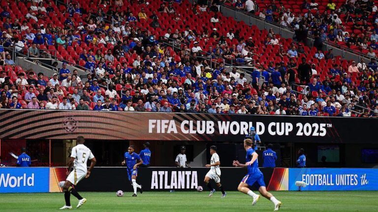 FIFA Club World Cup: Mais de 400 mil lugares vazios nas partidas iniciais