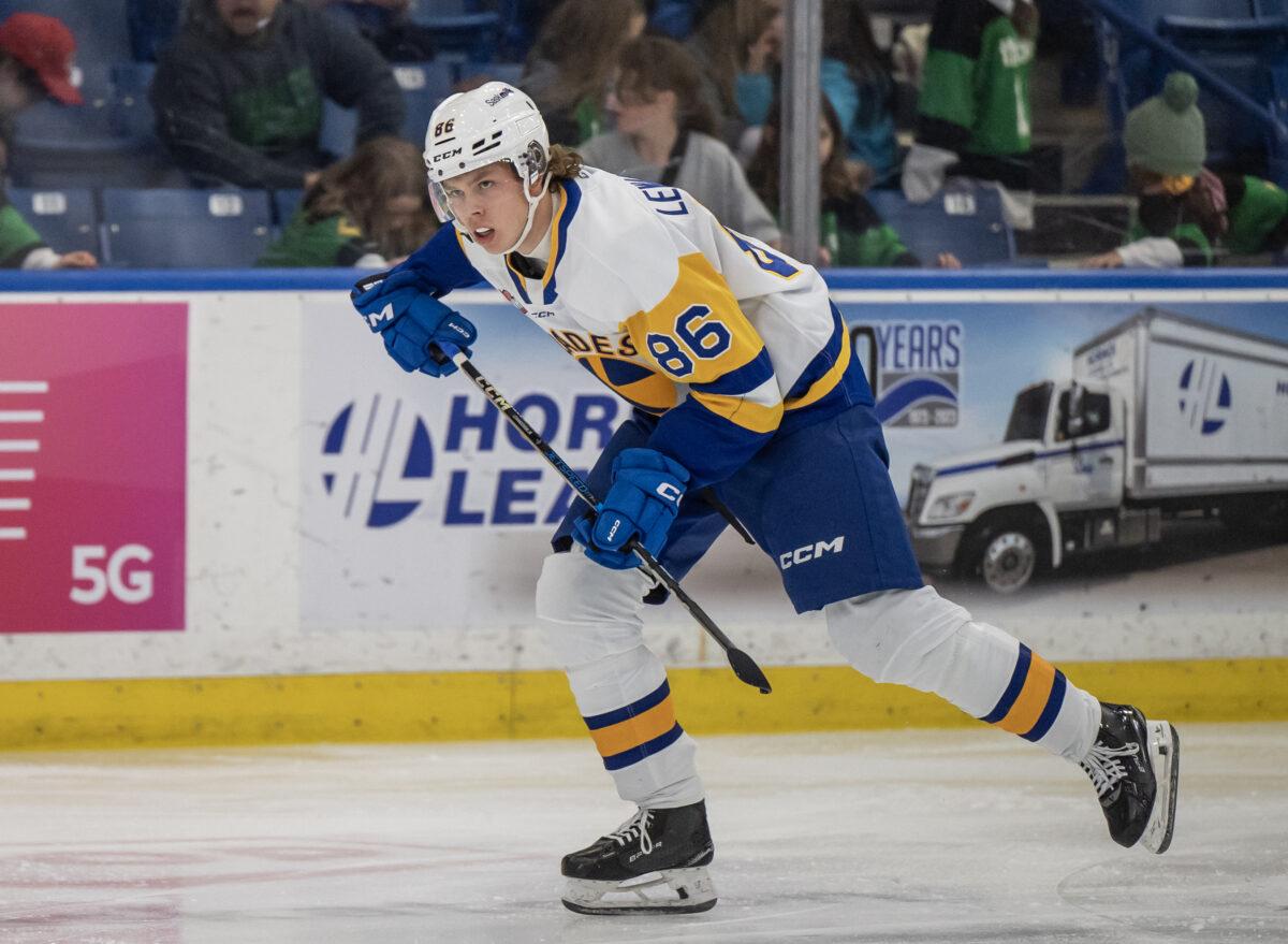 David Lewandowski jogando pelo Saskatoon Blades
