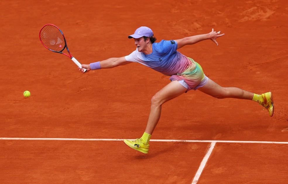 João Fonseca x Drapper, pela terceira rodada de Roland Garros