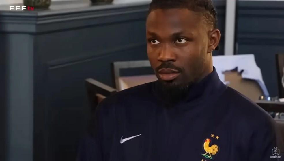 Marcus Thuram durante os parabéns da seleção da França aos vencedores da Champions League
