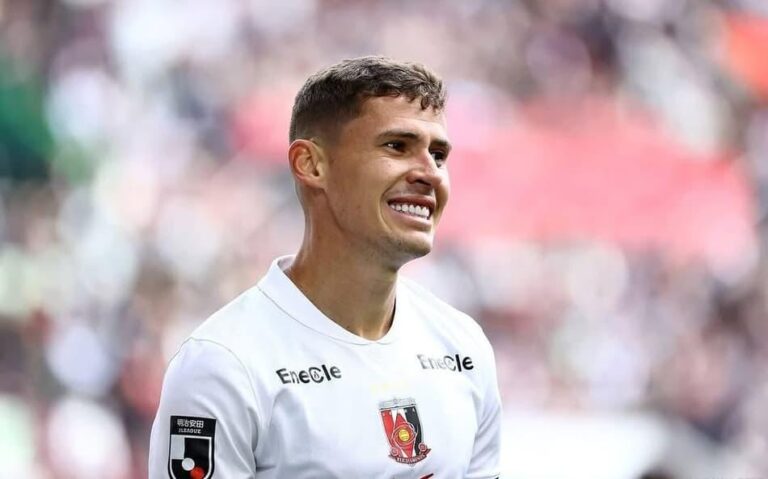 Urawa Red Diamonds e River Plate se enfrentam no Mundial: Expectativas e Destaques