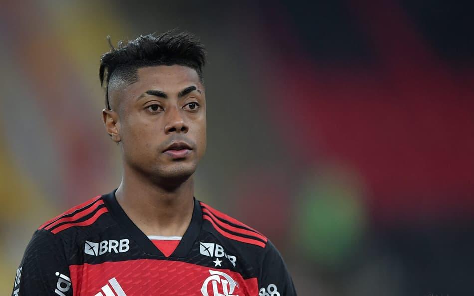 Bruno Henrique em ação pelo Flamengo contra o Corinthians