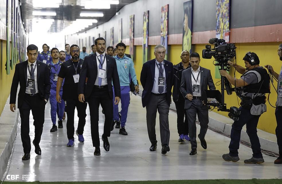 Samir Xaud, Carlo Ancelotti e Rodrigo Caetano no Equador