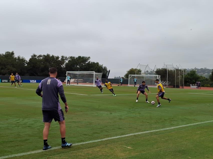 Botafogo treinou pela terceira dia seguido em Santa Barbara para a estreia no Mundial de Clubes