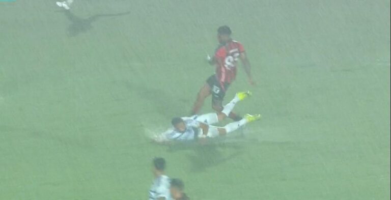 Chuva em Salvador afeta jogo entre Vitória e Cruzeiro no Campeonato Brasileiro