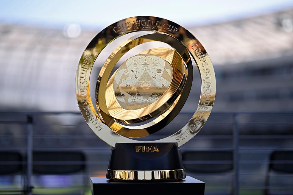O troféu da Copa do Mundo de Clubes 2025