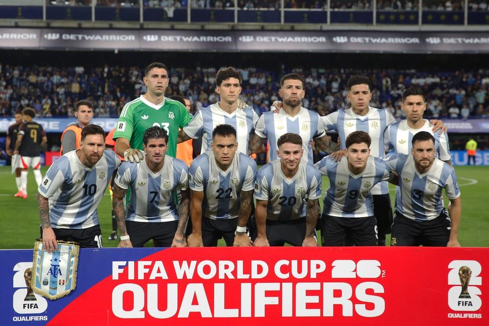 Seleção Argentina vai a Santiago enfrentar o Chile já classificada