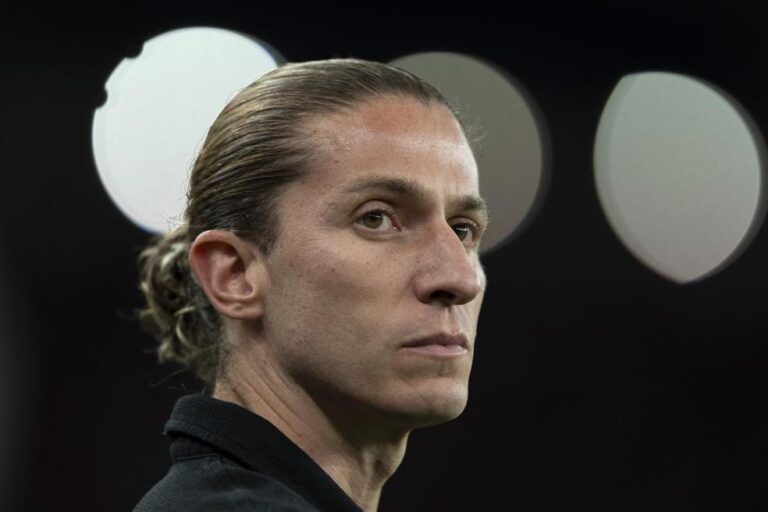 Filipe Luís Impressiona Imprensa Europeia com Sucesso no Flamengo