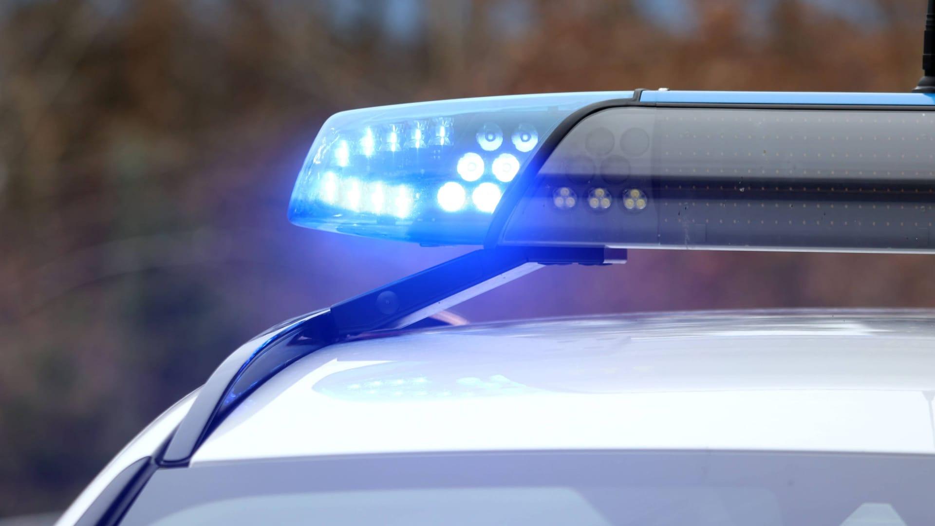 Polícia em Halle durante operação militar